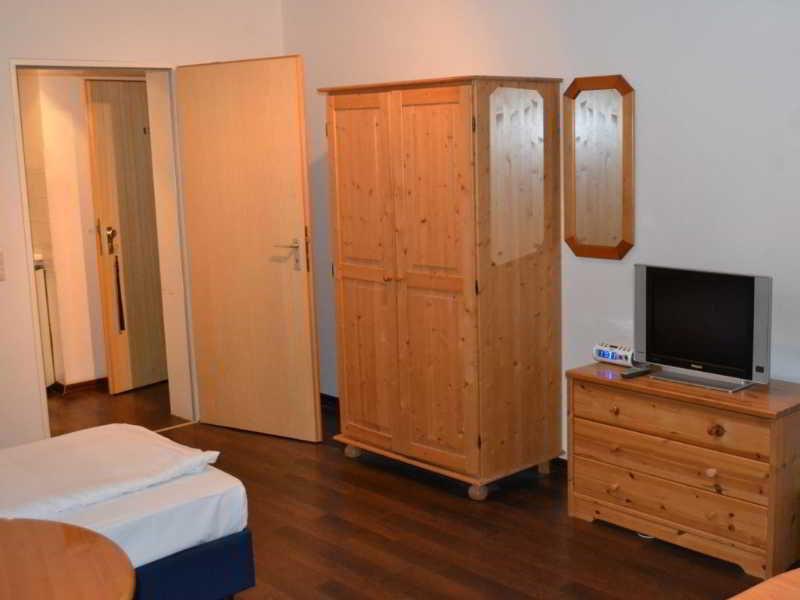 Hotel Domino Stuttgart Ngoại thất bức ảnh