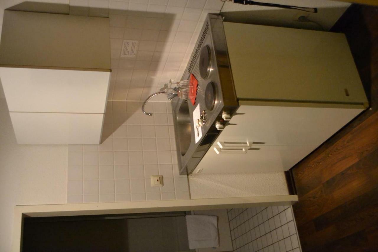 Hotel Domino Stuttgart Ngoại thất bức ảnh